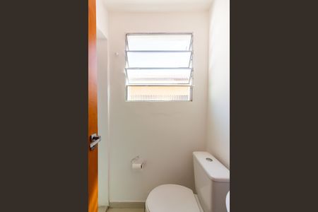 Apartamento para alugar com 38m², 1 quarto e sem vaga Apartamento para alugar com 38m², 1 quarto e sem vagaBanheiro