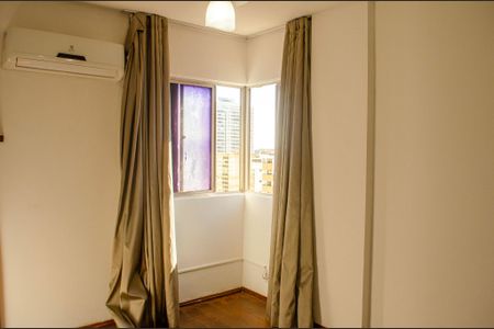 Apartamento à venda com 3 quartos, 112m² em Jardim Goiás, Goiânia