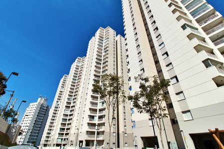 Fachada de apartamento à venda com 2 quartos, 51m² em Jardim Monte Alegre, Taboão da Serra