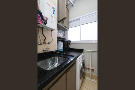 Área de Serviço de apartamento à venda com 2 quartos, 51m² em Jardim Monte Alegre, Taboão da Serra