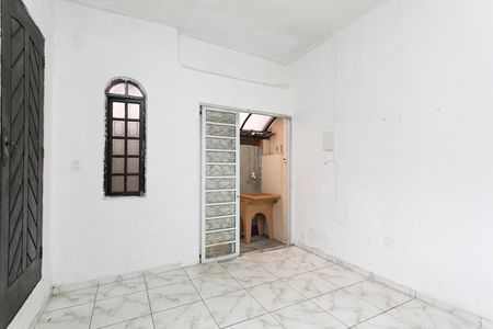 Casa para alugar com 40m², 1 quarto e sem vaga Casa para alugar com 40m², 1 quarto e sem vagaSala