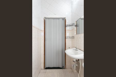 Banheiro de casa para alugar com 1 quarto, 40m² em Cidade Antônio Estêvão de Carvalho, São Paulo
