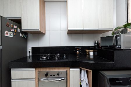 Cozinha e Área de Serviço de apartamento à venda com 2 quartos, 45m² em Santa Maria, Contagem