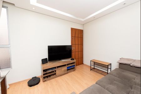Sala de apartamento à venda com 2 quartos, 45m² em Santa Maria, Contagem