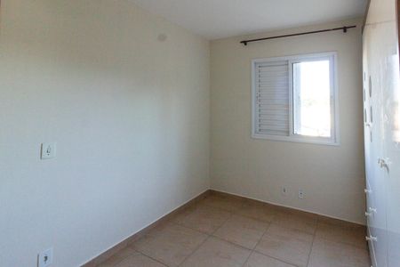 Quarto 2 de apartamento para alugar com 2 quartos, 56m² em Jardim Nova Taboao, Guarulhos