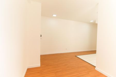 Sala de apartamento à venda com 2 quartos, 48m² em Jardim Helian, São Paulo
