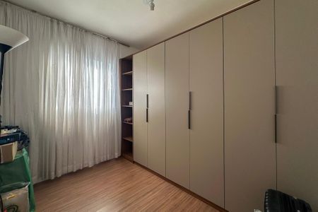 Quarto 2 de apartamento para alugar com 2 quartos, 43m² em Vila Vermelha, São Paulo