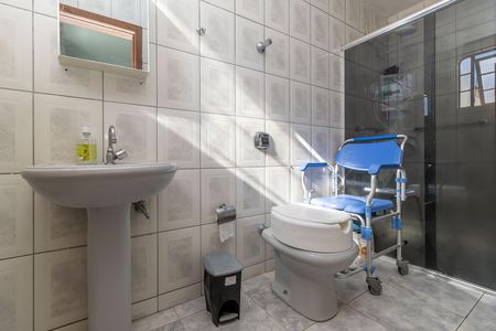 Banheiro da Suíte 1 de casa à venda com 3 quartos, 120m² em Jardim Guanabara, Belo Horizonte