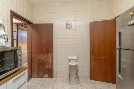 Cozinha de casa à venda com 3 quartos, 120m² em Jardim Guanabara, Belo Horizonte