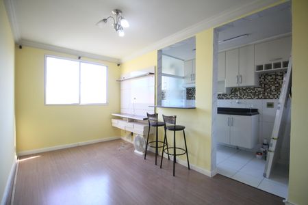 Sala de apartamento para alugar com 2 quartos, 47m² em Parque Munhoz, São Paulo