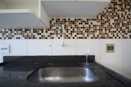 Cozinha de apartamento para alugar com 2 quartos, 47m² em Parque Munhoz, São Paulo