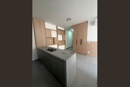 Cozinha de apartamento para alugar com 1 quarto, 46m² em Cambuí, Campinas