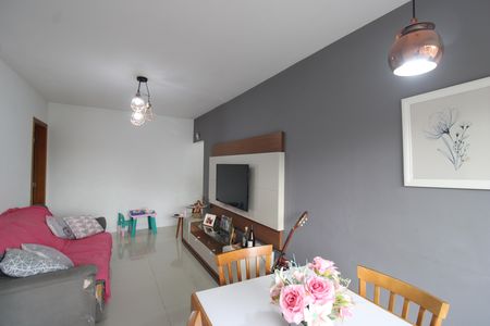 Sala de apartamento à venda com 2 quartos, 70m² em Freguesia (jacarepaguá), Rio de Janeiro