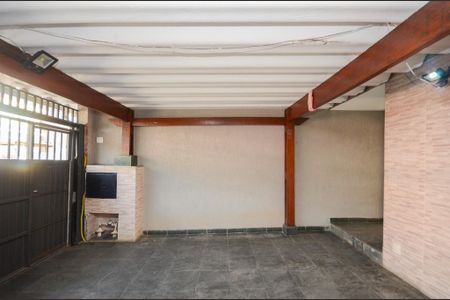 Garagem de casa à venda com 2 quartos, 78m² em Vila Pereira Barreto, São Paulo
