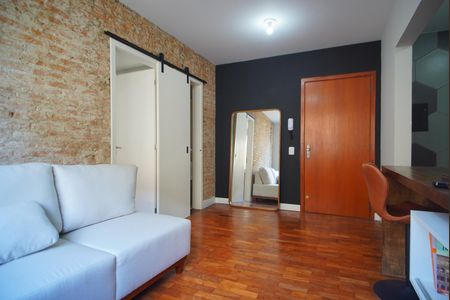 Sala de apartamento para alugar com 1 quarto, 39m² em Petrópolis, Porto Alegre