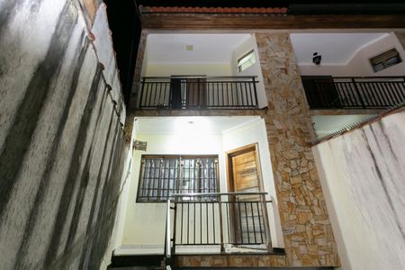 Fachada de casa à venda com 4 quartos, 270m² em Jardim Nossa Senhora do Carmo, São Paulo