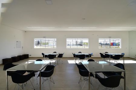 Apartamento para alugar com 44m², 2 quartos e 1 vagaÁrea comum - Salão de festas