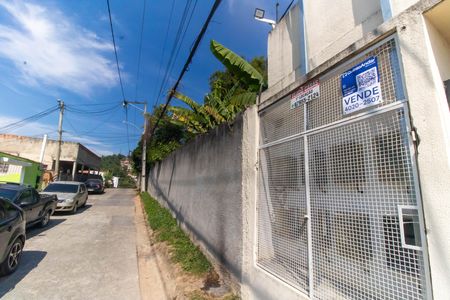 Plaquinha de casa de condomínio à venda com 2 quartos, 70m² em Sapê, Niterói