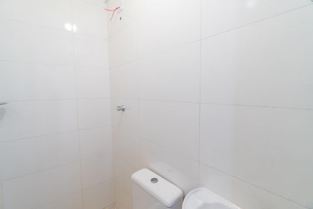 Banheiro de casa para alugar com 1 quarto, 50m² em Vila do Encontro, São Paulo
