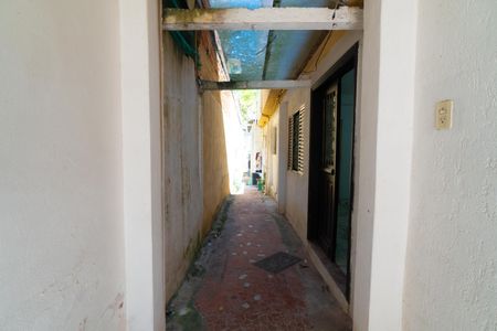 Área comum - Corredor de casa para alugar com 1 quarto, 50m² em Vila do Encontro, São Paulo