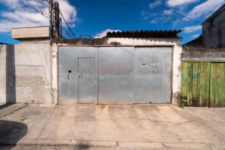 Fachada de casa para alugar com 1 quarto, 50m² em Vila do Encontro, São Paulo