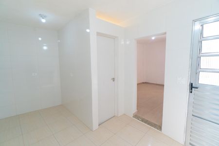 Cozinha de casa para alugar com 1 quarto, 50m² em Vila do Encontro, São Paulo