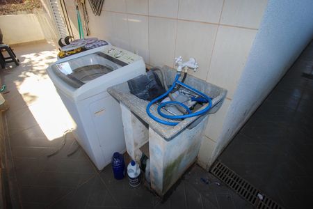 Casa para alugar com 150m², 2 quartos e 3 vagas