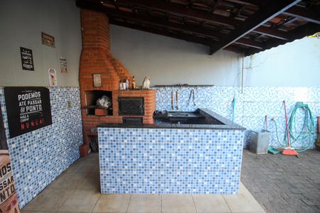 Casa para alugar com 150m², 2 quartos e 3 vagas