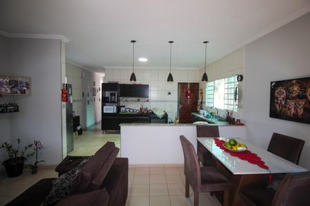 Casa para alugar com 150m², 2 quartos e 3 vagas