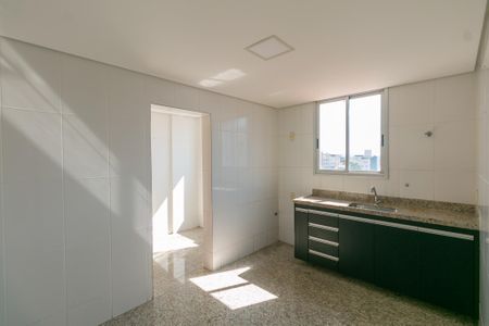 Apartamento à venda com 4 quartos, 83m² em Santa Rosa, Belo Horizonte