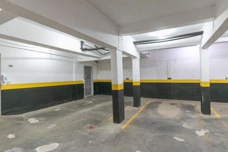 Apartamento para alugar com 83m², 4 quartos e 2 vagas