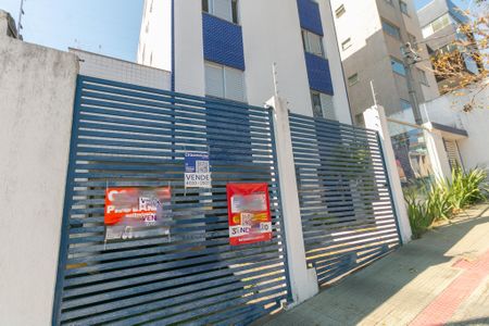 Apartamento para alugar com 83m², 4 quartos e 2 vagas