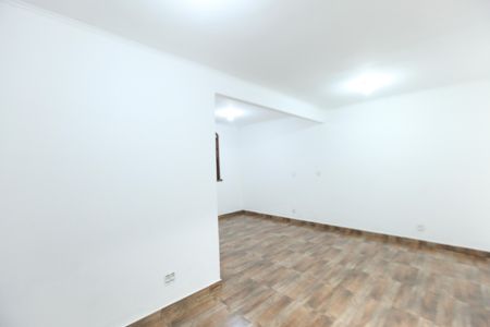 Casa à venda com 3 quartos, 160m² em Água Branca, Contagem