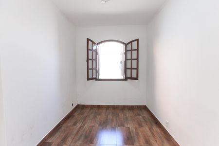 Casa à venda com 3 quartos, 160m² em Água Branca, Contagem