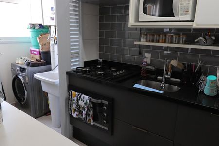 Cozinha e Área de Serviço de apartamento para alugar com 2 quartos, 49m² em Socorro, São Paulo