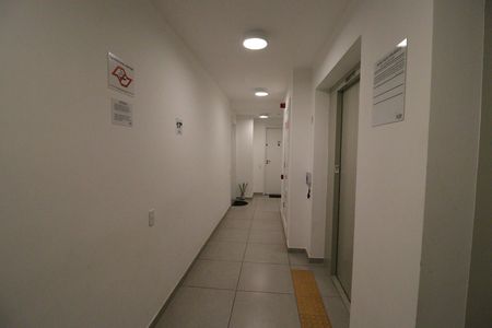 Entrada de apartamento para alugar com 2 quartos, 49m² em Socorro, São Paulo