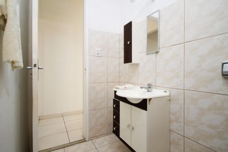 Banheiro de casa para alugar com 1 quarto, 44m² em Parque Sao George, Cotia