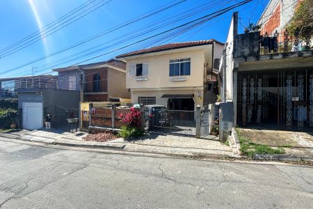 Fachada de casa para alugar com 1 quarto, 44m² em Parque Sao George, Cotia