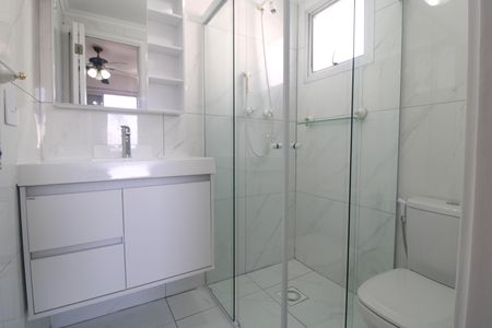 Banheiro da suíte de apartamento para alugar com 3 quartos, 75m² em Vila Sofia, São Paulo