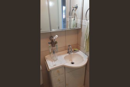 Casa para alugar com 111m², 2 quartos e 2 vagas Casa para alugar com 111m², 2 quartos e 2 vagasBanheiro