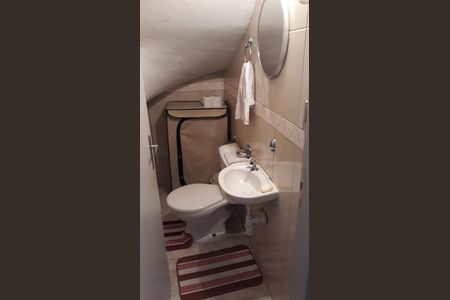 Banheiro de casa para alugar com 2 quartos, 111m² em Parque Fernanda, São Paulo