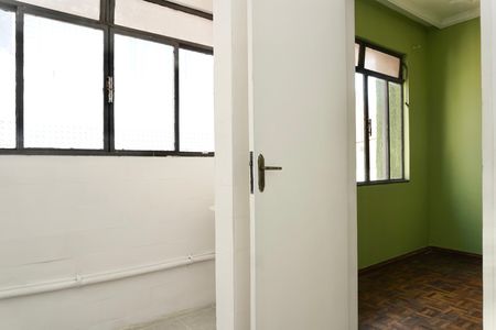 Apartamento para alugar com 75m², 2 quartos e 1 vaga Apartamento para alugar com 75m², 2 quartos e 1 vagaCozinha e Área de Serviço