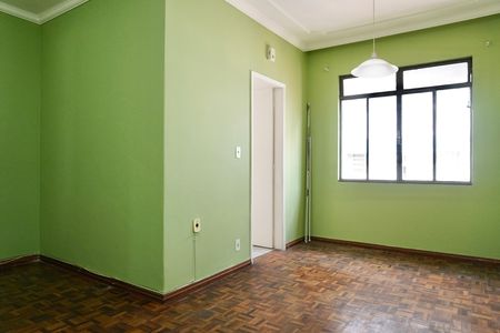 Sala  de apartamento para alugar com 2 quartos, 75m² em Coração Eucarístico, Belo Horizonte