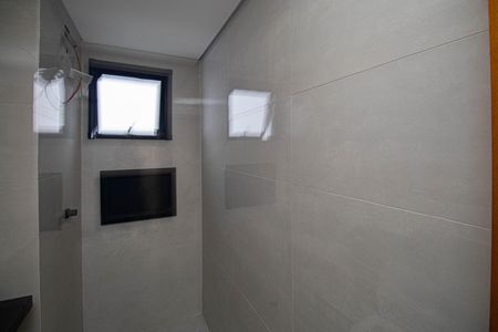 Apartamento à venda com 47m², 2 quartos e sem vaga Apartamento à venda com 47m², 2 quartos e sem vagaBanheiro