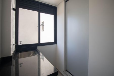 Apartamento à venda com 59m², 2 quartos e 1 vaga Apartamento à venda com 59m², 2 quartos e 1 vagaCozinha e Área de Serviço