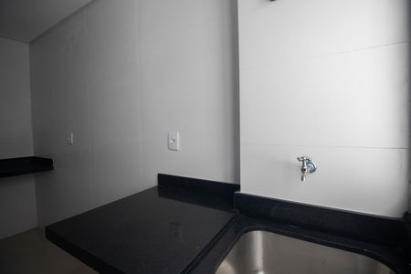 Apartamento à venda com 59m², 2 quartos e 1 vaga Apartamento à venda com 59m², 2 quartos e 1 vagaCozinha e Área de Serviço