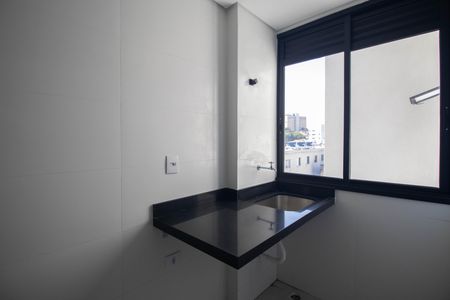 Apartamento à venda com 59m², 2 quartos e 1 vaga Apartamento à venda com 59m², 2 quartos e 1 vagaCozinha e Área de Serviço