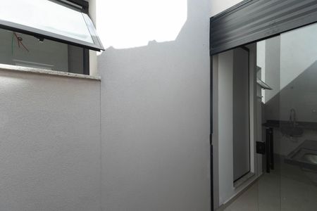Apartamento à venda com 64m², 2 quartos e 1 vaga Apartamento à venda com 64m², 2 quartos e 1 vagaQuintal