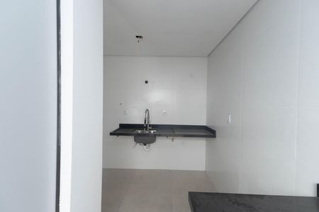 Apartamento à venda com 64m², 2 quartos e 1 vaga Apartamento à venda com 64m², 2 quartos e 1 vagaCozinha e Área de Serviço