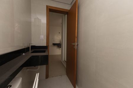 Banheiro de apartamento à venda com 2 quartos, 64m² em Vila Gustavo, São Paulo